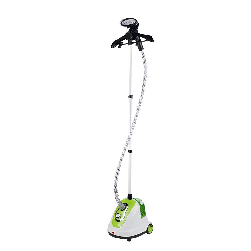 Żelazko parowe o mocy 1700 W